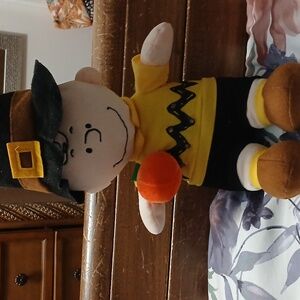 Peanuts Thanksgiving Charlie Brown Animated Dancing Plush Decor Works
